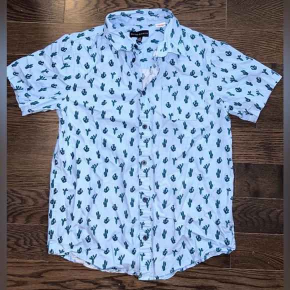 Boys botton up shirt size Large - Picture 1 of 4